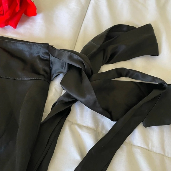 Red Valentino asymmetrical ruffle side tie mini skirt - Picture 7 of 9